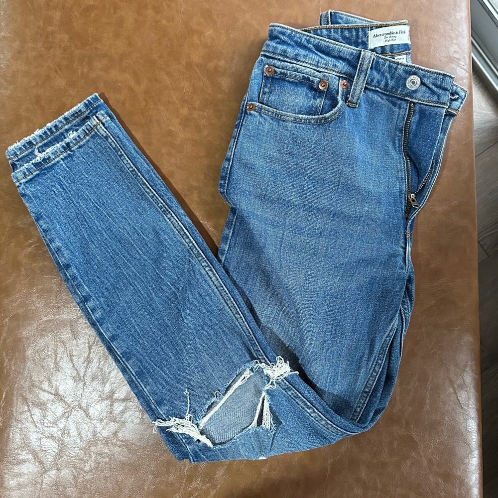 A&F Curve Love High Waisted Jean